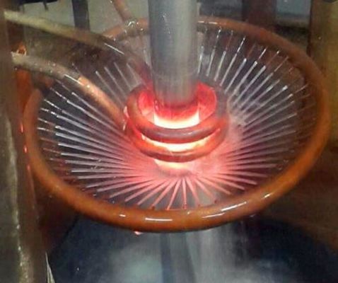 آلة التبريد التعريفي الرقمية عالية التردد 160KW المعالجة الحرارية